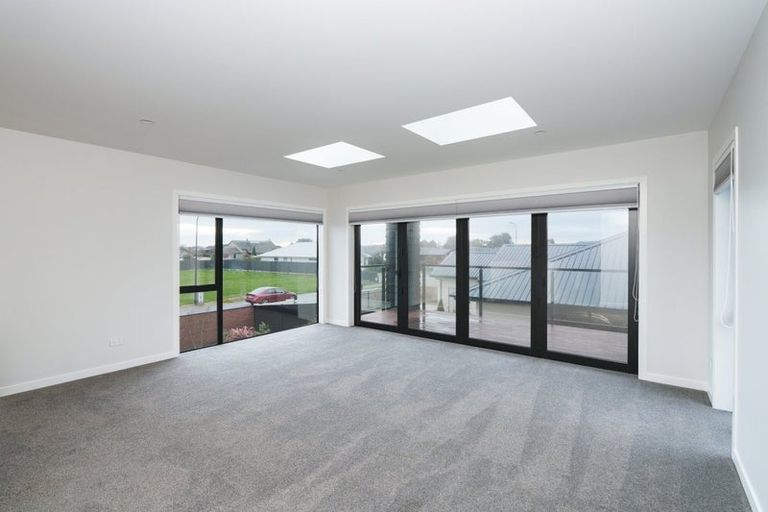 Photo of property in 77 Richfield Drive, Waikiwi, Invercargill, 9810