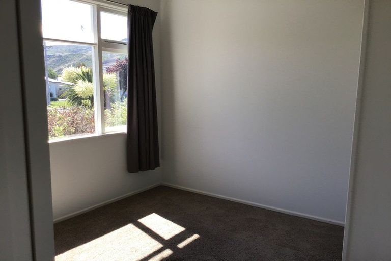 Photo of property in 50 Ray Street, Cromwell, 9310