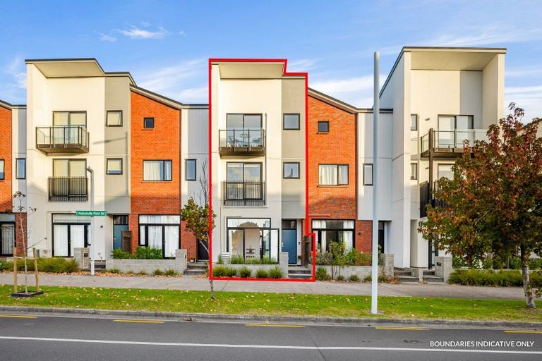 Photo of property in 113 Hobsonville Point Road, Hobsonville, Auckland, 0616