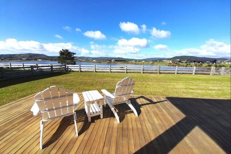 Photo of property in 126 Ngaio Drive, Matarangi, Whitianga, 3592