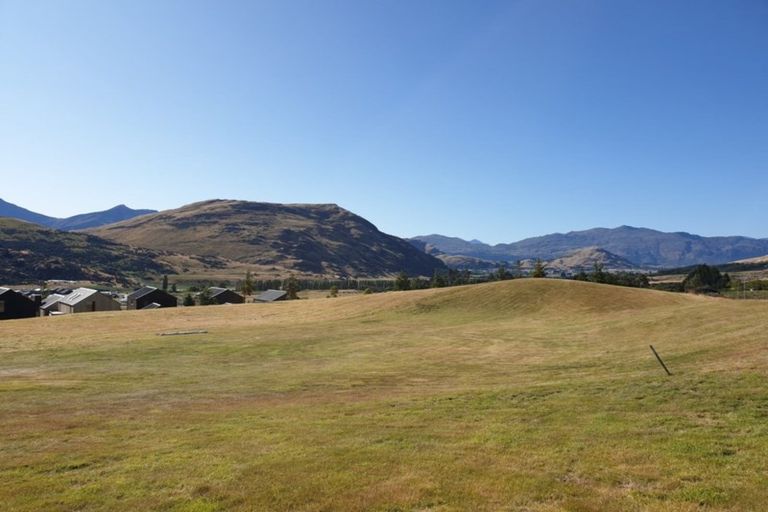 Photo of property in 6 Chimney Lane, Jacks Point, Queenstown, 9371