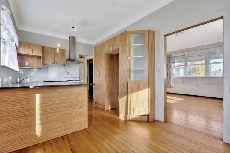 Photo of property in 1/12 Philip Street, Papatoetoe, Auckland, 2025