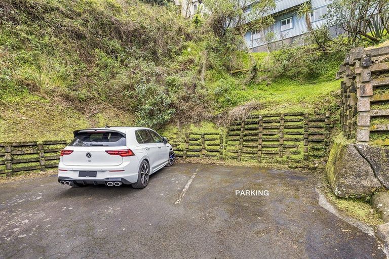 Photo of property in Parkland Flats, 15/51 Adams Terrace, Kelburn, Wellington, 6021