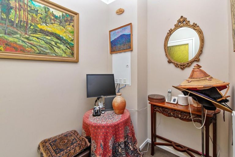 Photo of property in 28 Newham Place, Henderson, Auckland, 0612