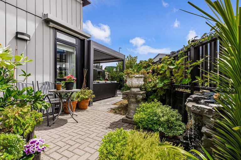 Photo of property in 16 Kauri Amber Road, Westgate, Auckland, 0614