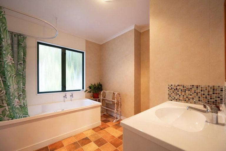 Photo of property in 1421 Pohangina Valley Road East, Pohangina, Ashhurst, 4884