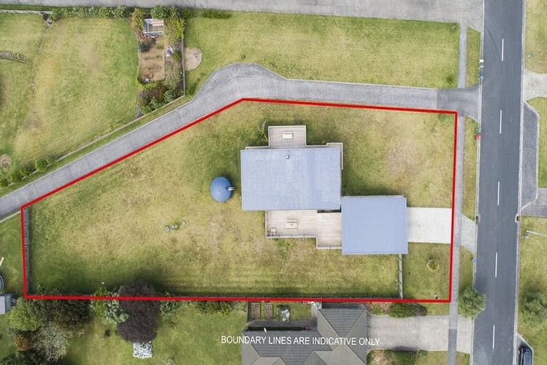 Photo of property in 24 Omana Avenue, Shelly Beach, Helensville, 0874