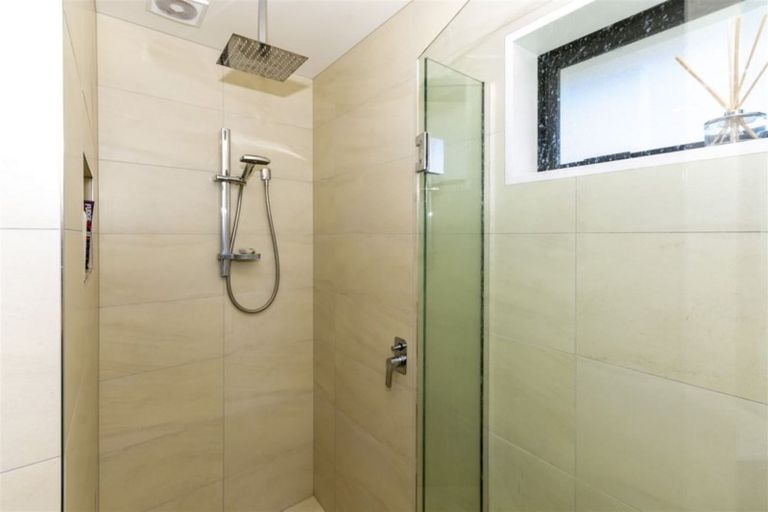 Photo of property in 12 Valour Drive, Rangiora, 7400