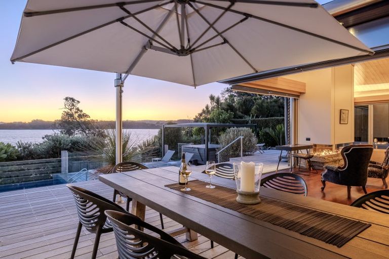 Photo of property in 16 Grant Street, Mahurangi East, Warkworth, 0982