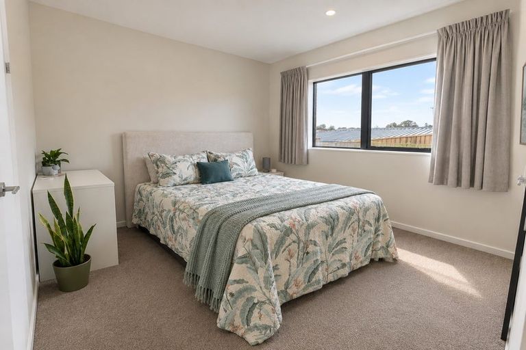 Photo of property in 38 Whakairo Crescent, Gulf Harbour, Whangaparaoa, 0930