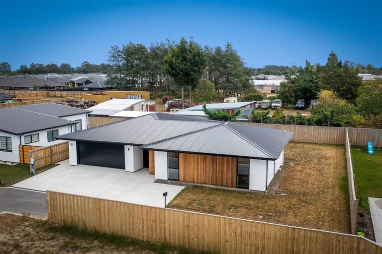 Photo of property in 15 Silverstone Loop, Rolleston, 7615