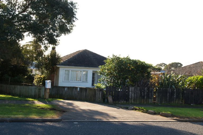 Photo of property in 36 Royton Avenue, Mangere East, Auckland, 2024