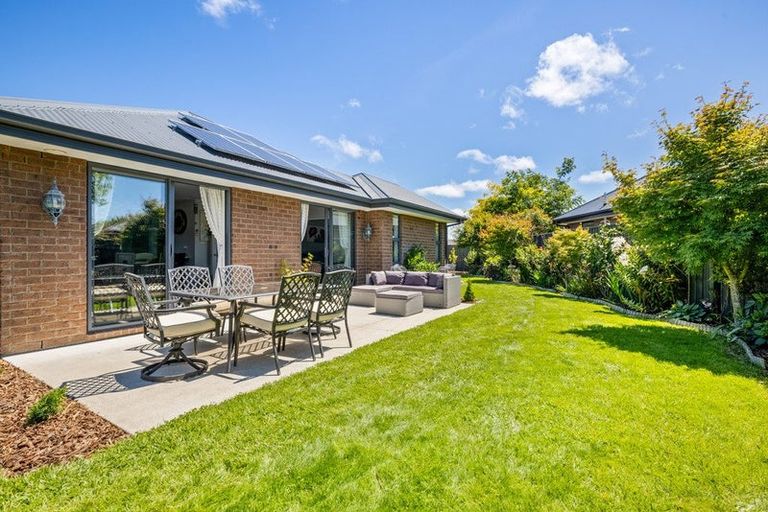 Photo of property in 11 Wakeman Way, Kaiapoi, 7630