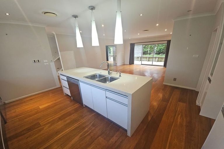 Photo of property in 831a Chapel Road, Shamrock Park, Auckland, 2016