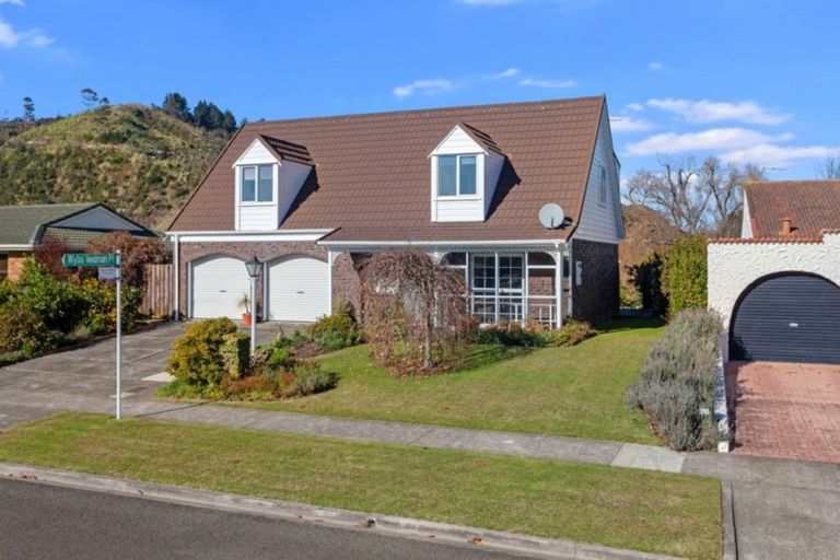 Photo of property in 14 Olympic Drive, Whakatane, 3120