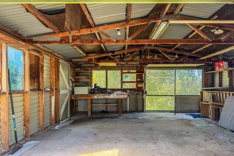 Photo of property in 145 Chivalry Road, Glenfield, Auckland, 0629