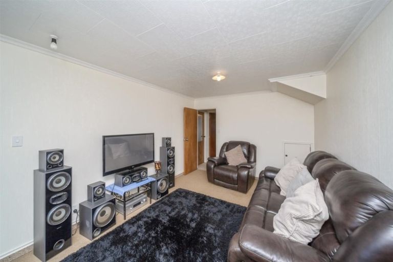 Photo of property in 43 Cassandra Street, Stratford, 4332