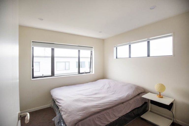 Photo of property in 21b Lumbarda Drive, Kumeu, 0810