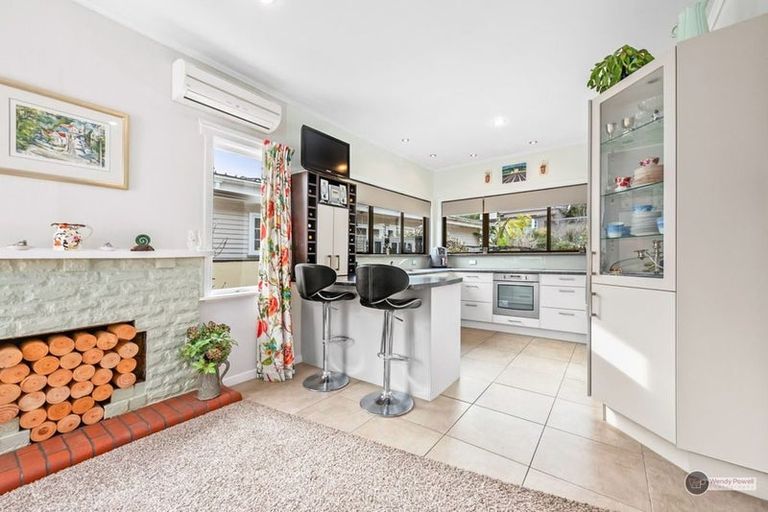 Photo of property in 75 Wyndrum Avenue, Waterloo, Lower Hutt, 5011