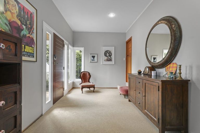 Photo of property in 135 Koutu Road, Kawaha Point, Rotorua, 3010