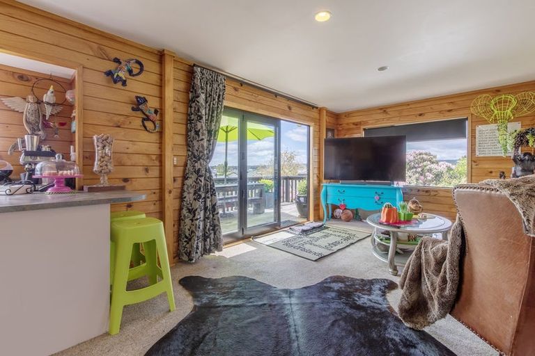 Photo of property in 10 Rowena Crescent, Motuoapa, Turangi, 3382