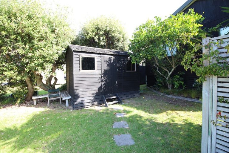 Photo of property in 107 Kowhai Avenue, Matarangi, Whitianga, 3592