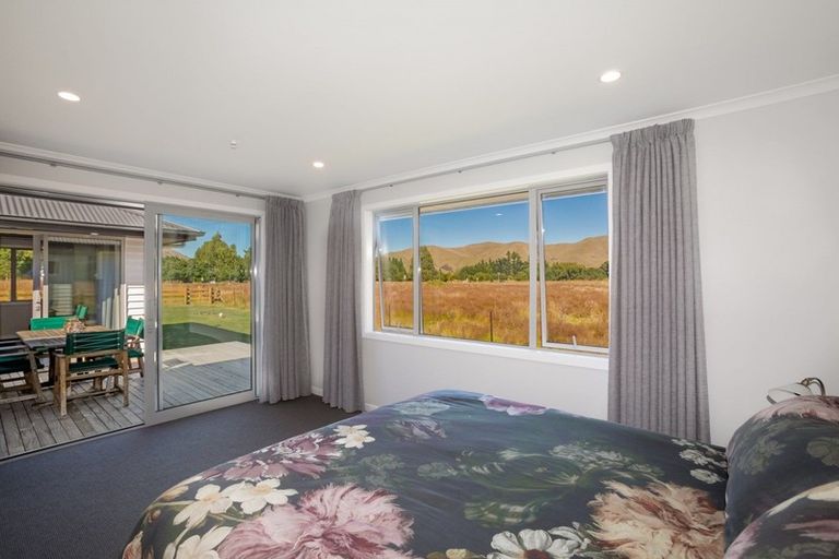 Photo of property in 4 Carlisle Street, Athol, 9793