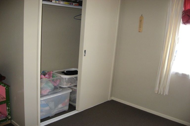 Photo of property in 33 Puma Drive, Golflands, Auckland, 2013