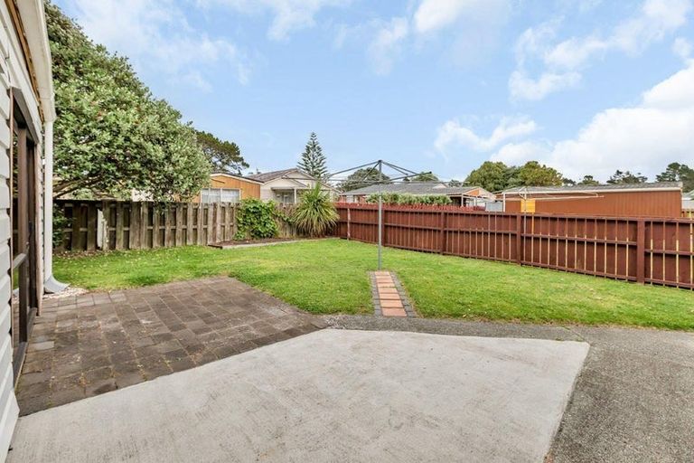 Photo of property in 14 Rakatau Place, Ruakaka, 0116