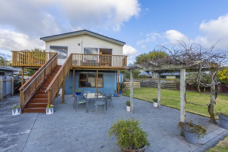 Photo of property in 10 Sunshine Avenue, Paraparaumu, 5032