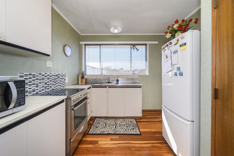 Photo of property in 1/272 Grey Street, Palmerston North, 4414