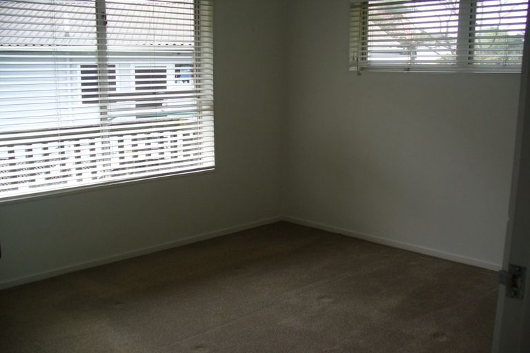 Photo of property in 1/103 Mountbatten Avenue, Hillcrest, Auckland, 0627