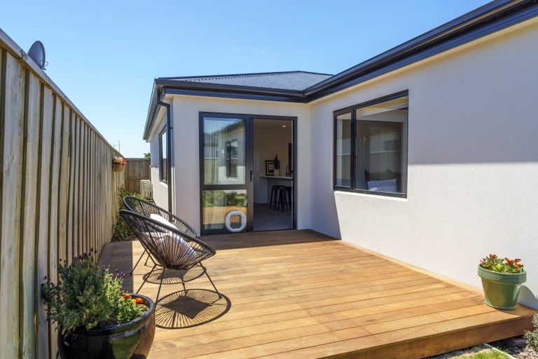 Photo of property in 7 Waituna Street, Pegasus, 7612