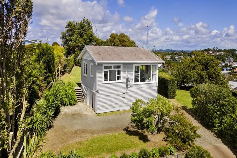 Photo of property in 14b Duncansby Road, Stanmore Bay, Whangaparaoa, 0932