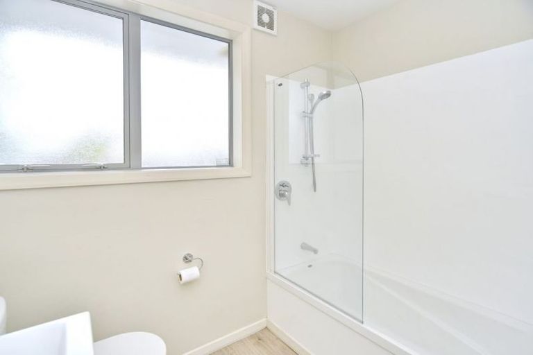 Photo of property in 49 Longmuir Street, Ilam, Christchurch, 8041