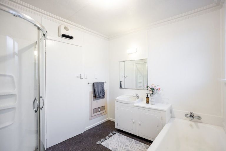 Photo of property in 4 Jason Street, Helensburgh, Dunedin, 9010