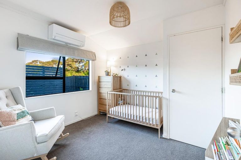 Photo of property in 130 Colwill Road, Massey, Auckland, 0614