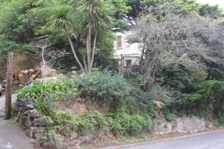 Photo of property in 33 Faraday Street, Hospital Hill, Napier, 4110