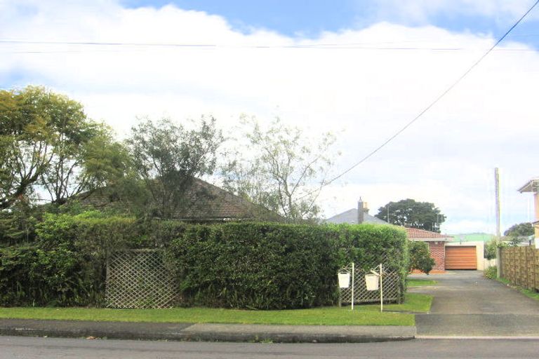Photo of property in 10a Mair Street, Regent, Whangarei, 0112