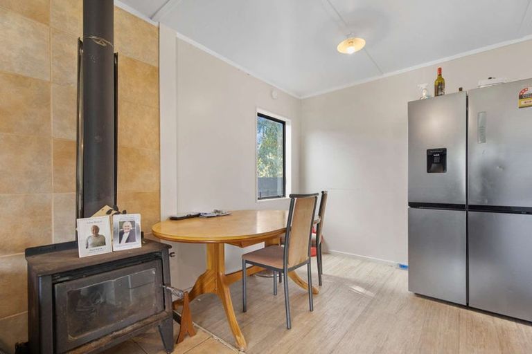 Photo of property in 19 Vera Street, Marton, 4710