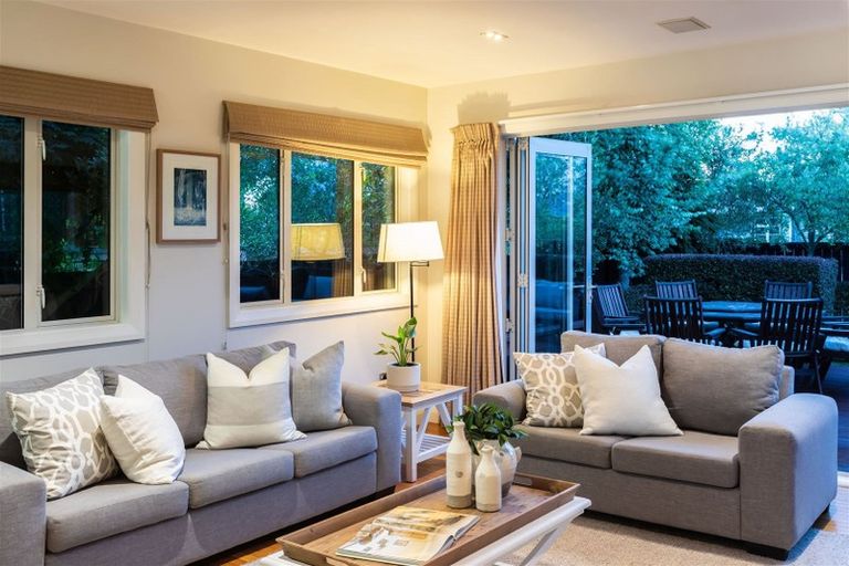 Photo of property in 170 Knowles Street, St Albans, Christchurch, 8052