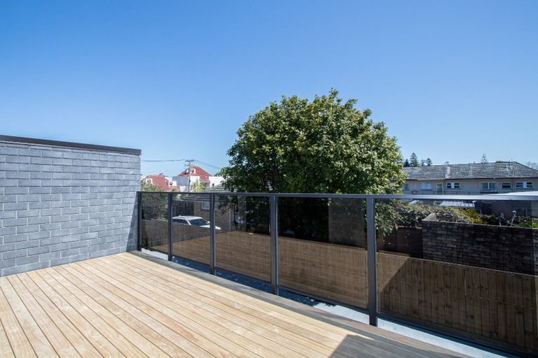 Photo of property in 5/10 Charlemont Street, Whitiora, Hamilton, 3200