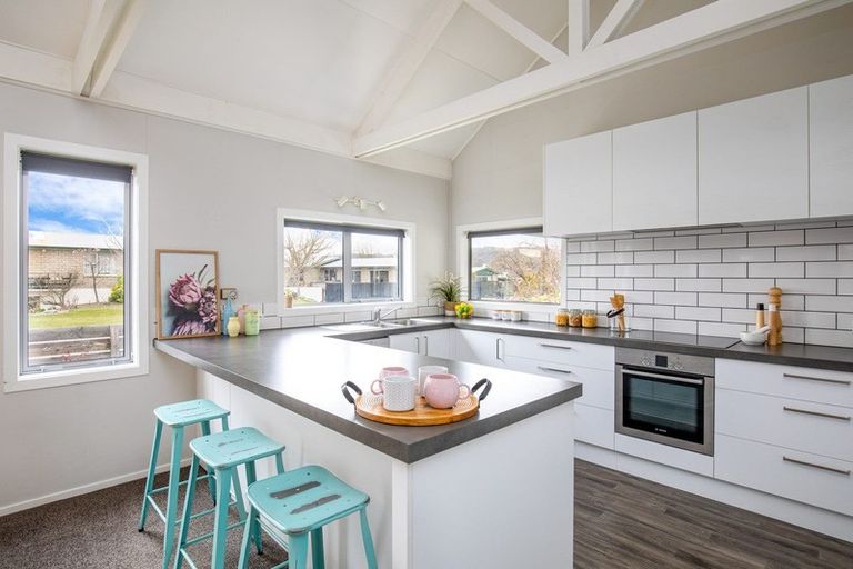 Photo of property in 76 Ashworth Street, Alexandra, 9320