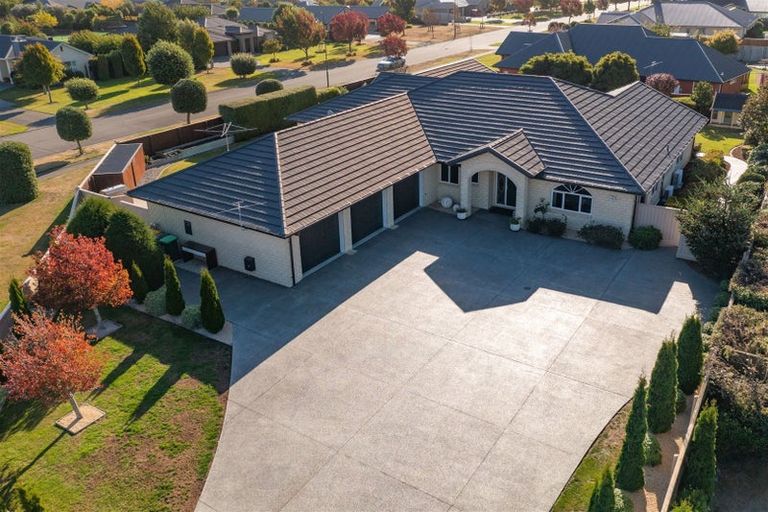 Photo of property in 18 Sheridan Drive, Rolleston, 7614