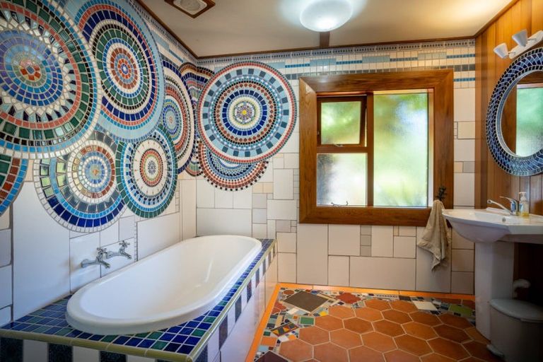 Photo of property in 4 Awaroa Lane, Sumner, Christchurch, 8081