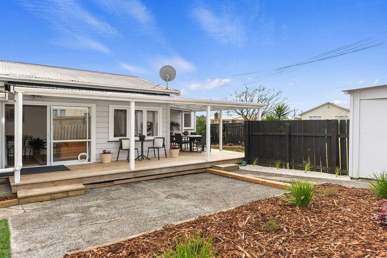 Photo of property in 5 Jordan Street, Hikurangi, 0114