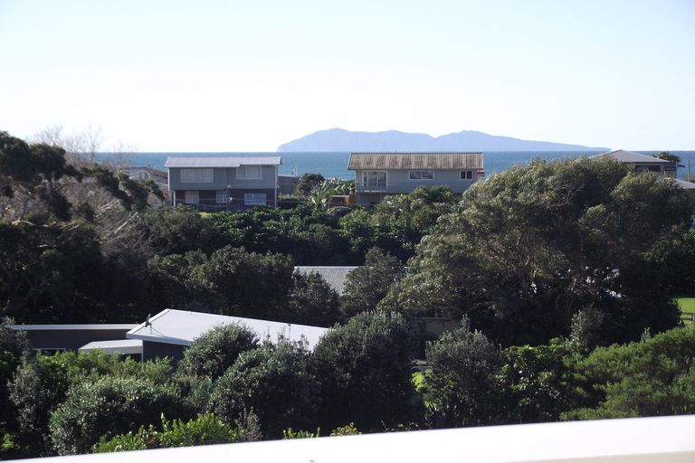 Photo of property in 30 Reo Crescent, Waihi Beach, 3611