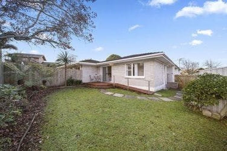 Photo of property in 5/77 Wellington Street, Howick, Auckland, 2014