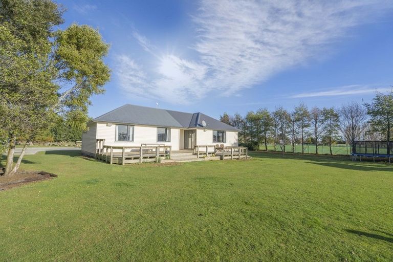 Photo of property in 64 Lochiel Bridge Road, Lochiel, Winton, 9781