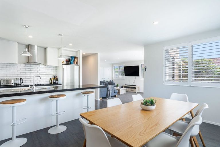 Photo of property in 83 Riverside Road, Orewa, 0931